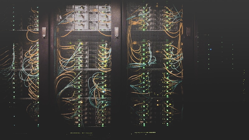 VM to Cloud: 99.99% Uptime Achieved